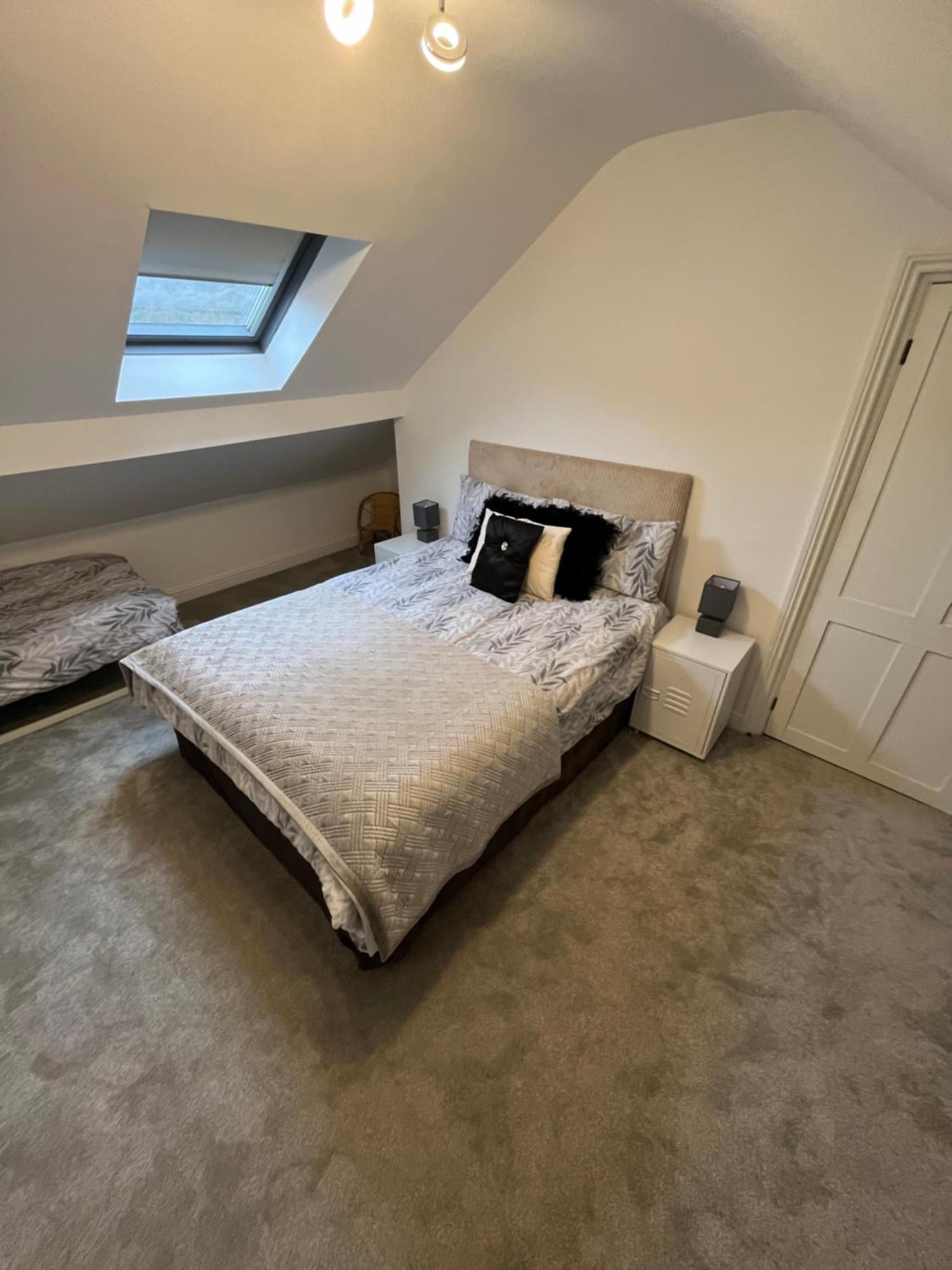 Wolf Hollow, Sleeps 4 Plus 2, Buxton Town Centre Экстерьер фото