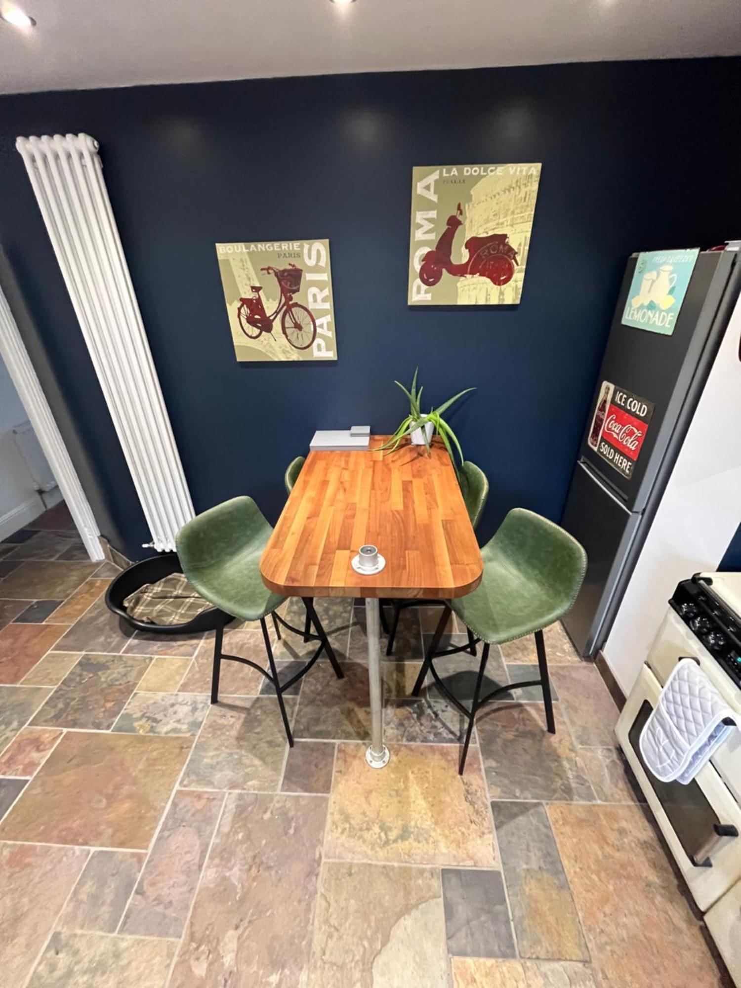 Wolf Hollow, Sleeps 4 Plus 2, Buxton Town Centre Экстерьер фото
