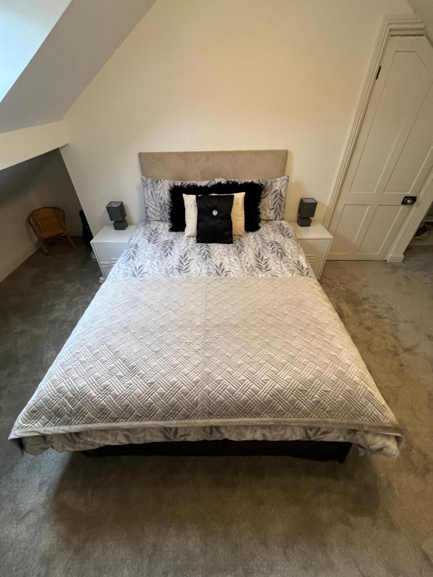 Wolf Hollow, Sleeps 4 Plus 2, Buxton Town Centre Экстерьер фото